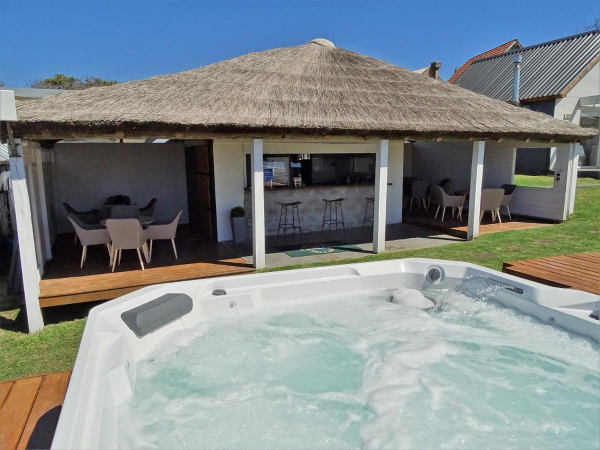 Kanaloah Lodge & Cabins Punta Del Diablo Extérieur photo